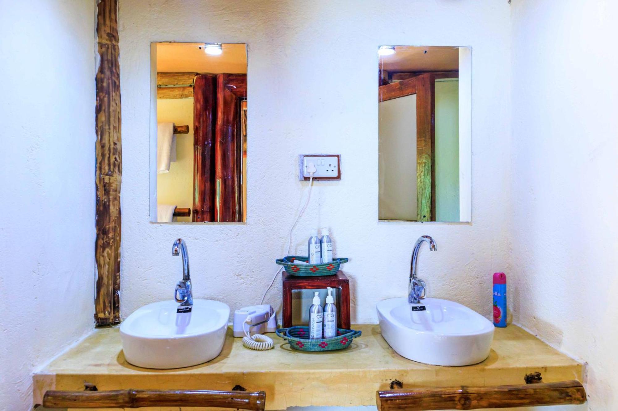 Samburu Elephant Lodge Isiolo Luaran gambar